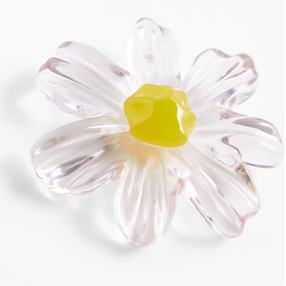 Zara Large Daisy resin brooch $17.90
